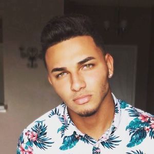 Meet your Posher, Daniel